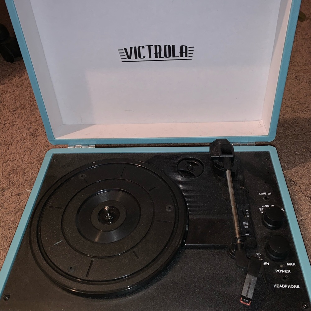 Victrola Bluetooth Vinyl Player